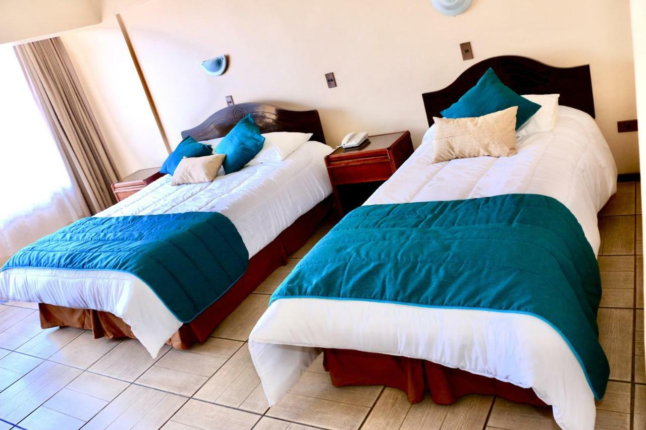 Hotel Garra De Leon バジェナール エクステリア 写真