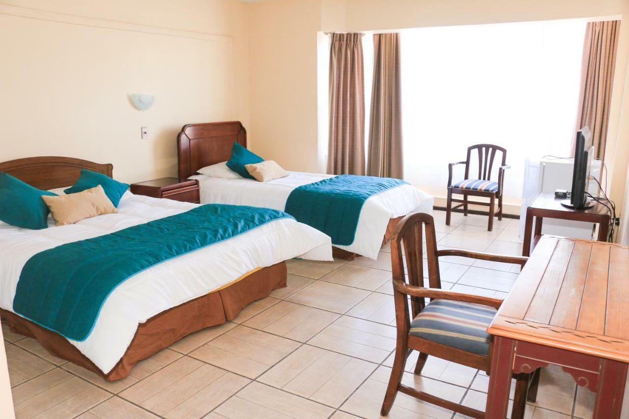 Hotel Garra De Leon バジェナール エクステリア 写真